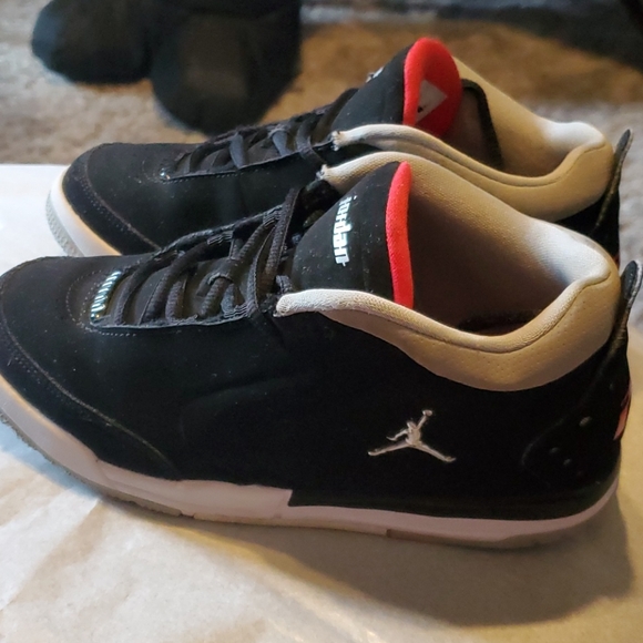 Jordans boys - Picture 3 of 5